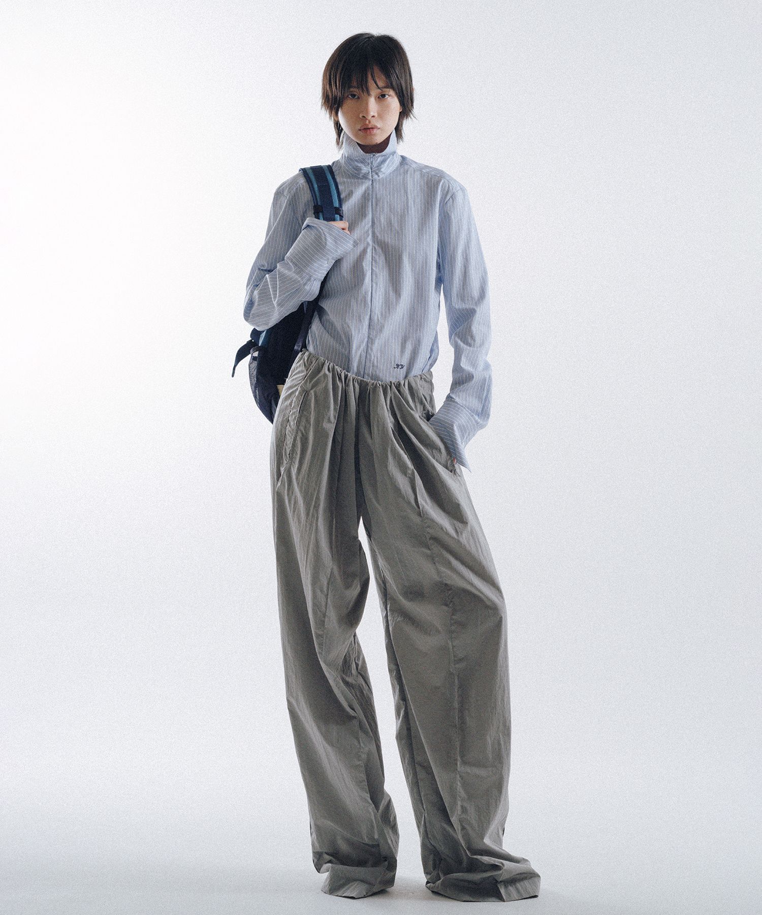 Tightly Gathered Sports Pants