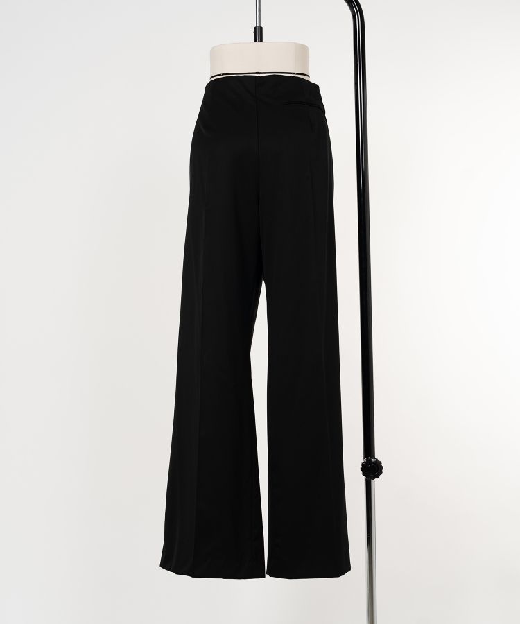 Tightly Gathered Trousers
