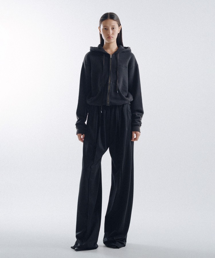 Tightly Gathered Jersey Pants