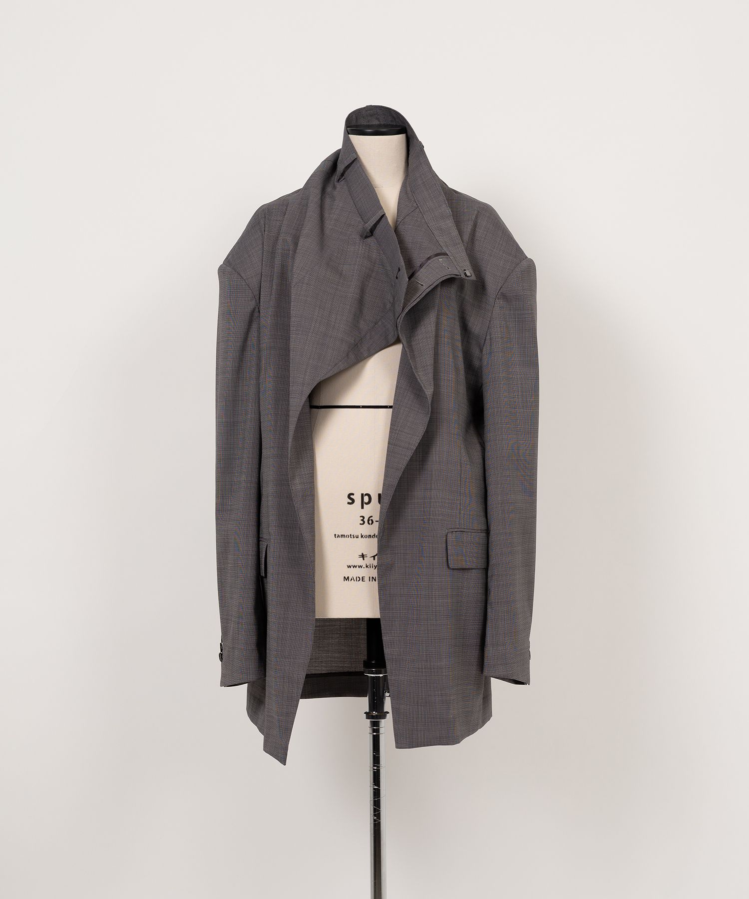 Unbuttoned Trouser Jacket