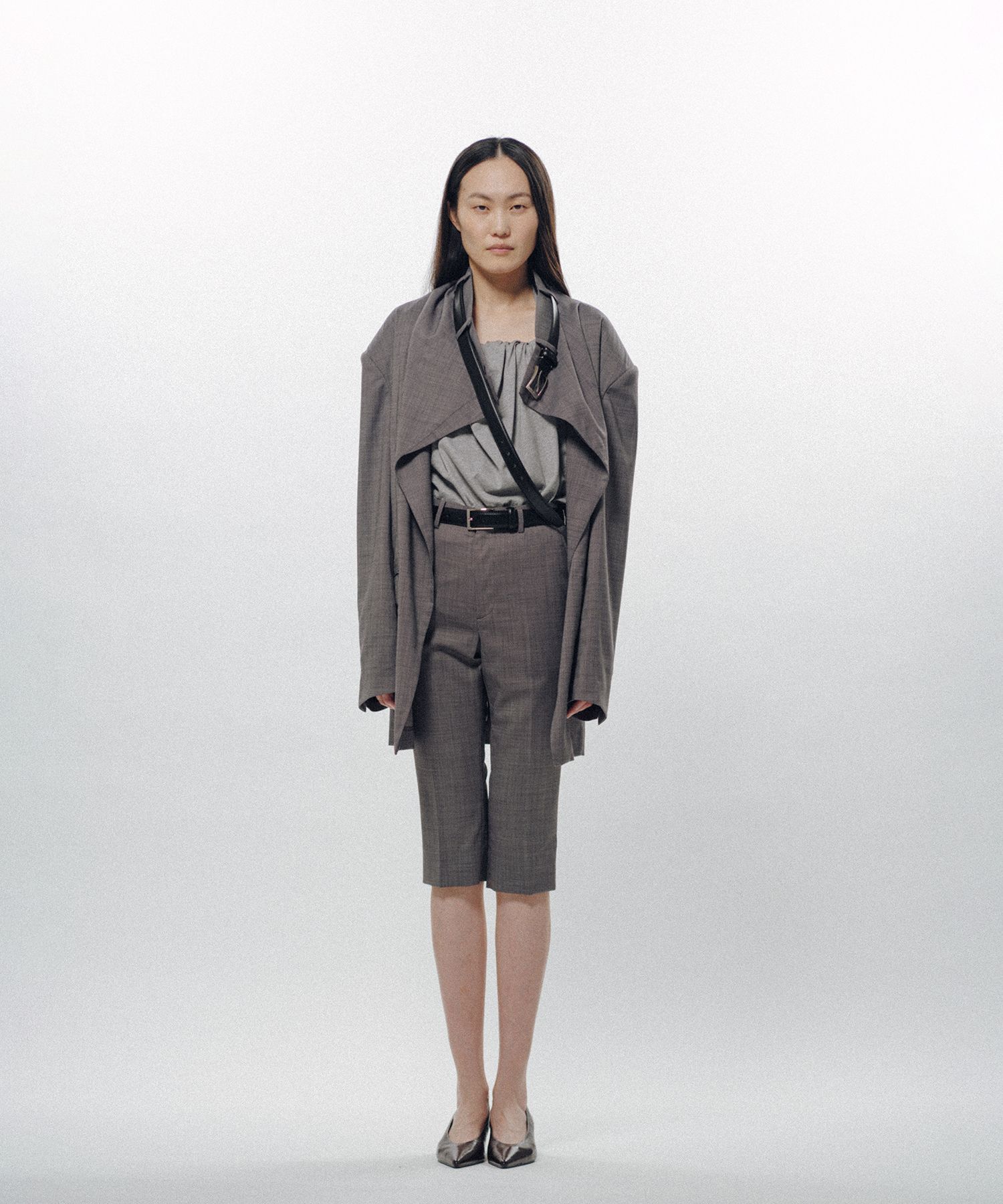 Unbuttoned Trouser Jacket