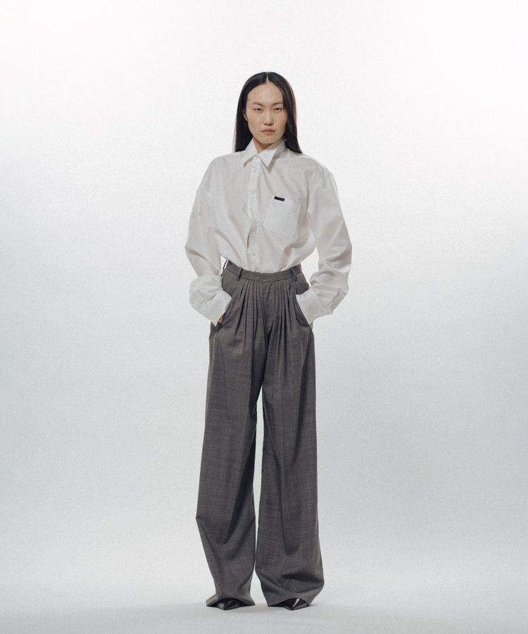 Forward-Gathered Tuck Trousers