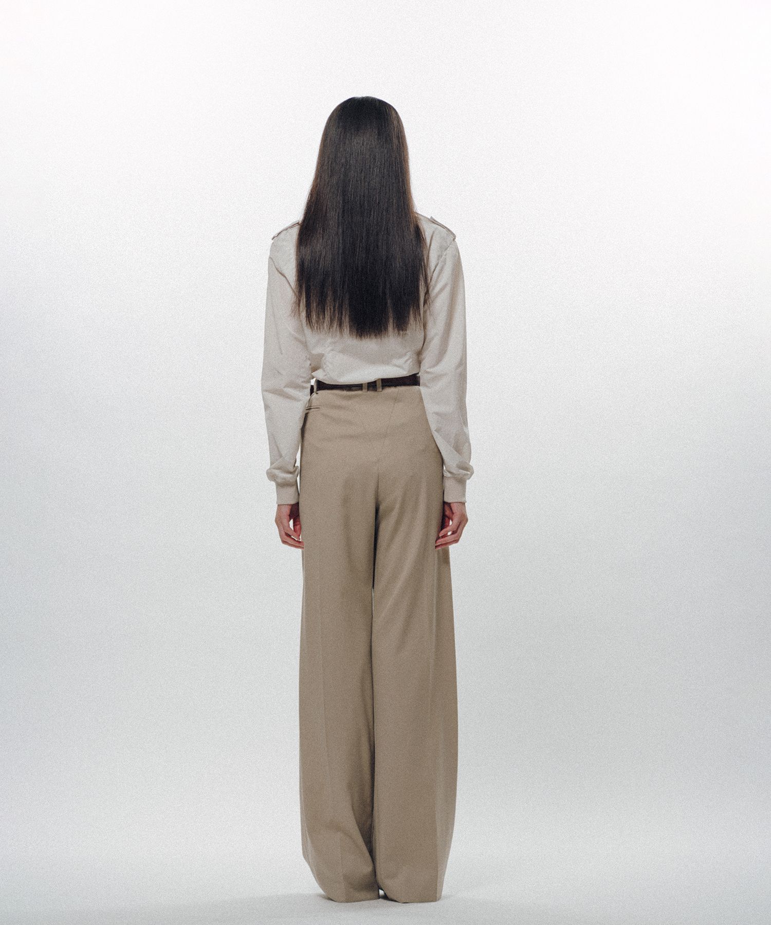 Forward-Gathered Tuck Trousers
