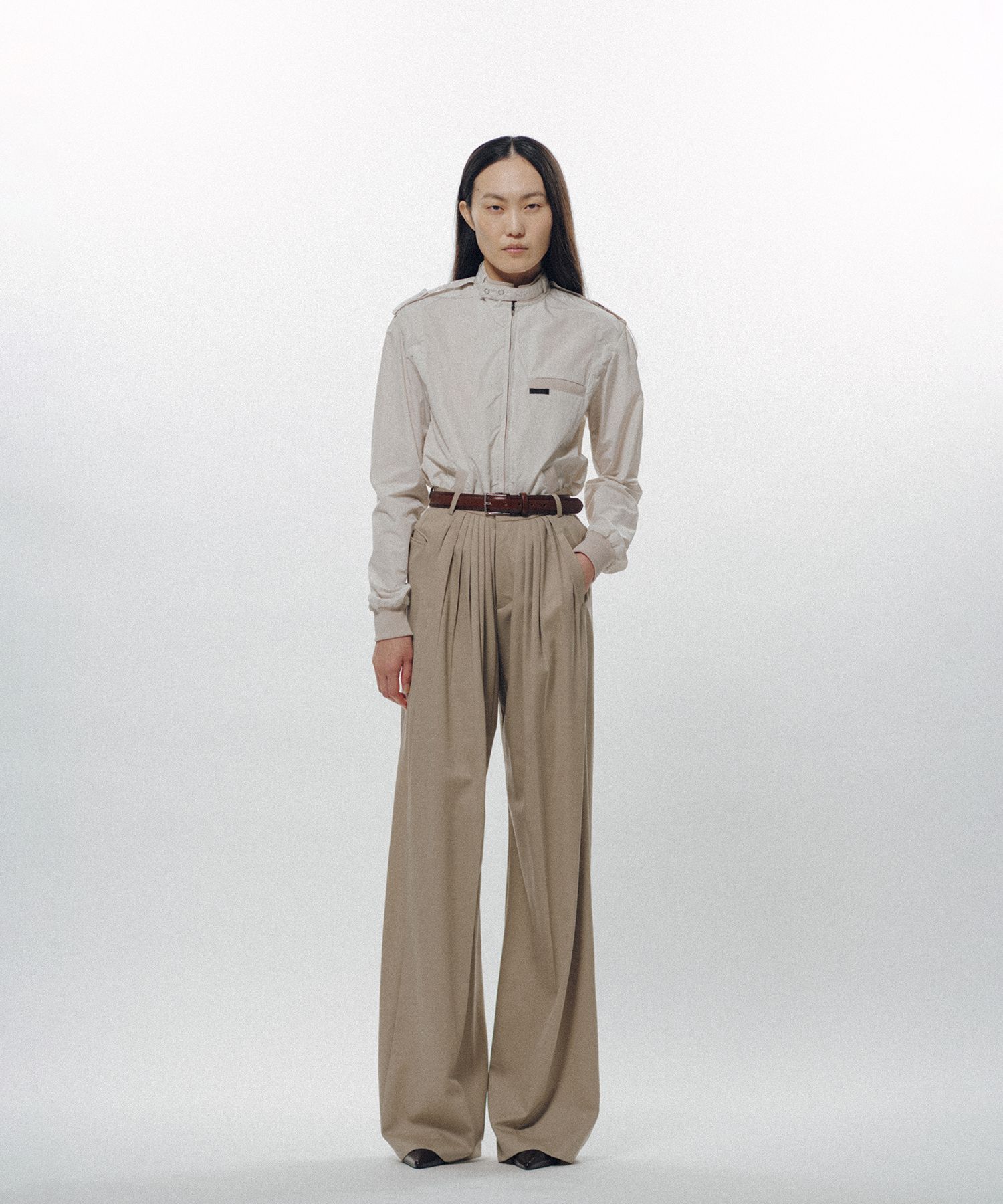 Forward-Gathered Tuck Trousers