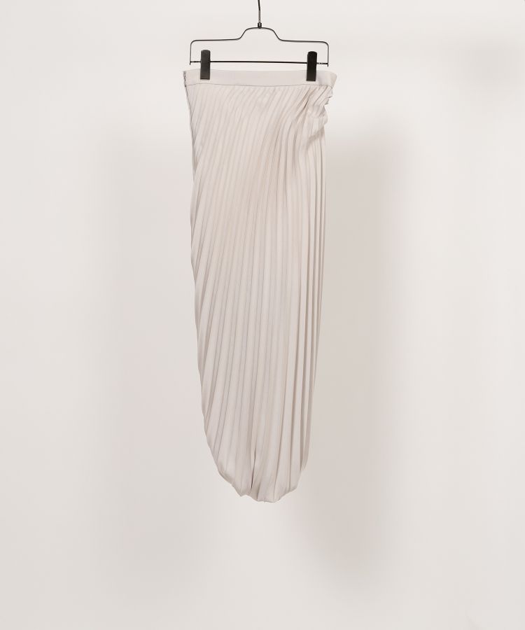 Twisted Pleated Skirt