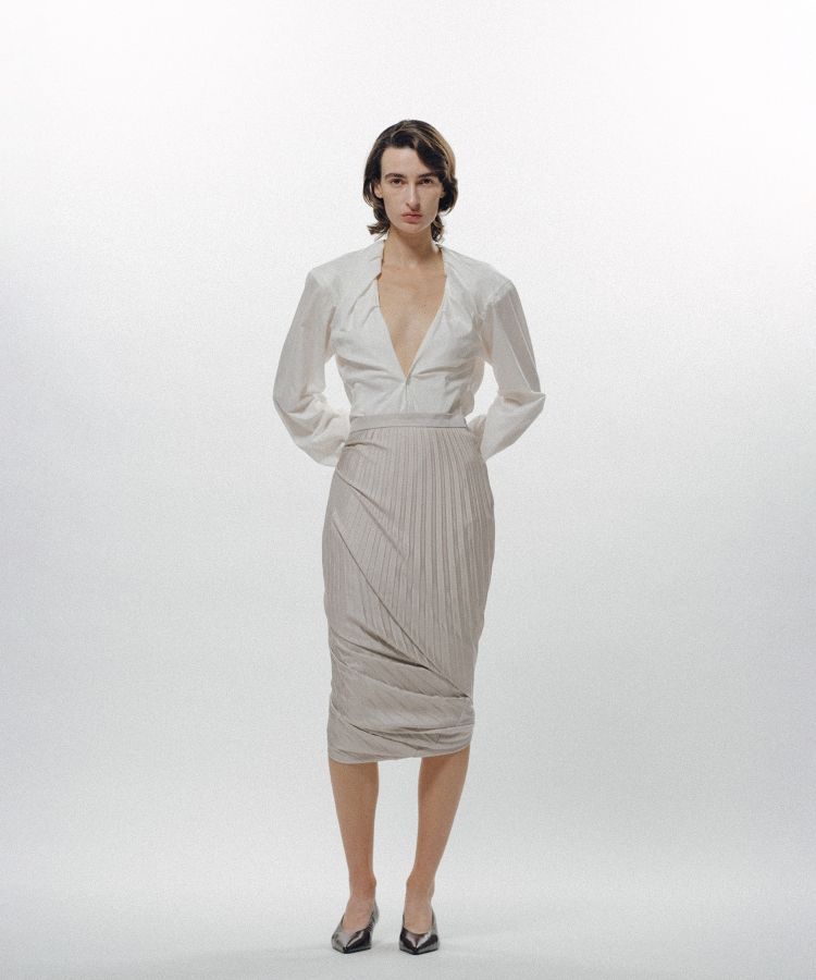 Rolled-In Collar Shirt