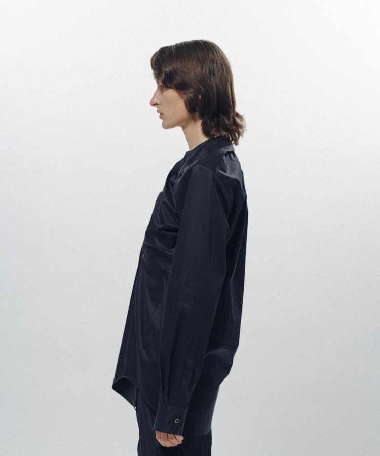 Rolled-In Collar Shirt
