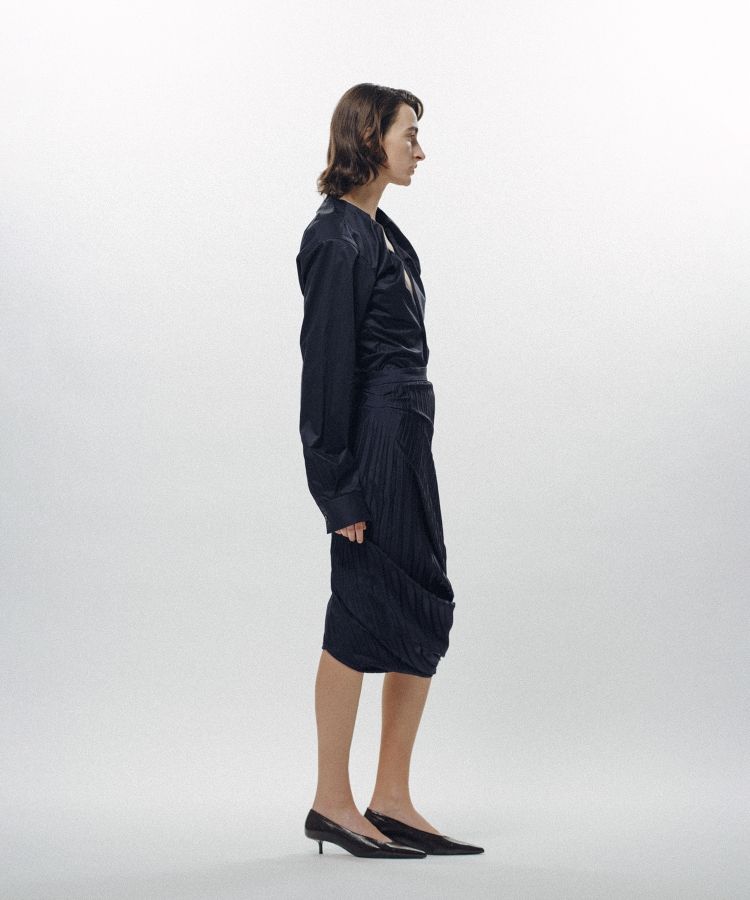 Rolled-In Collar Shirt