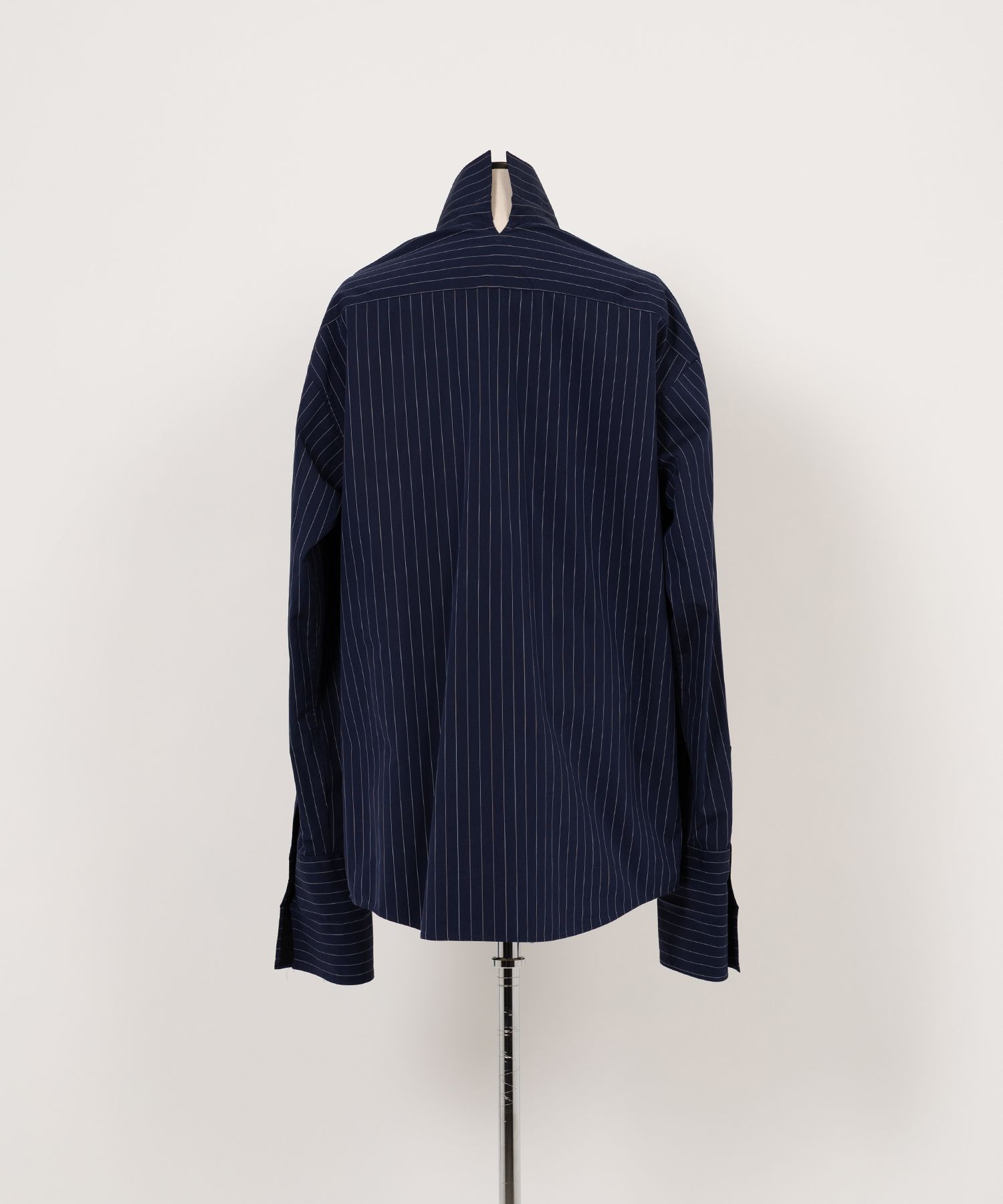 Delicate Upright Collar Shirt