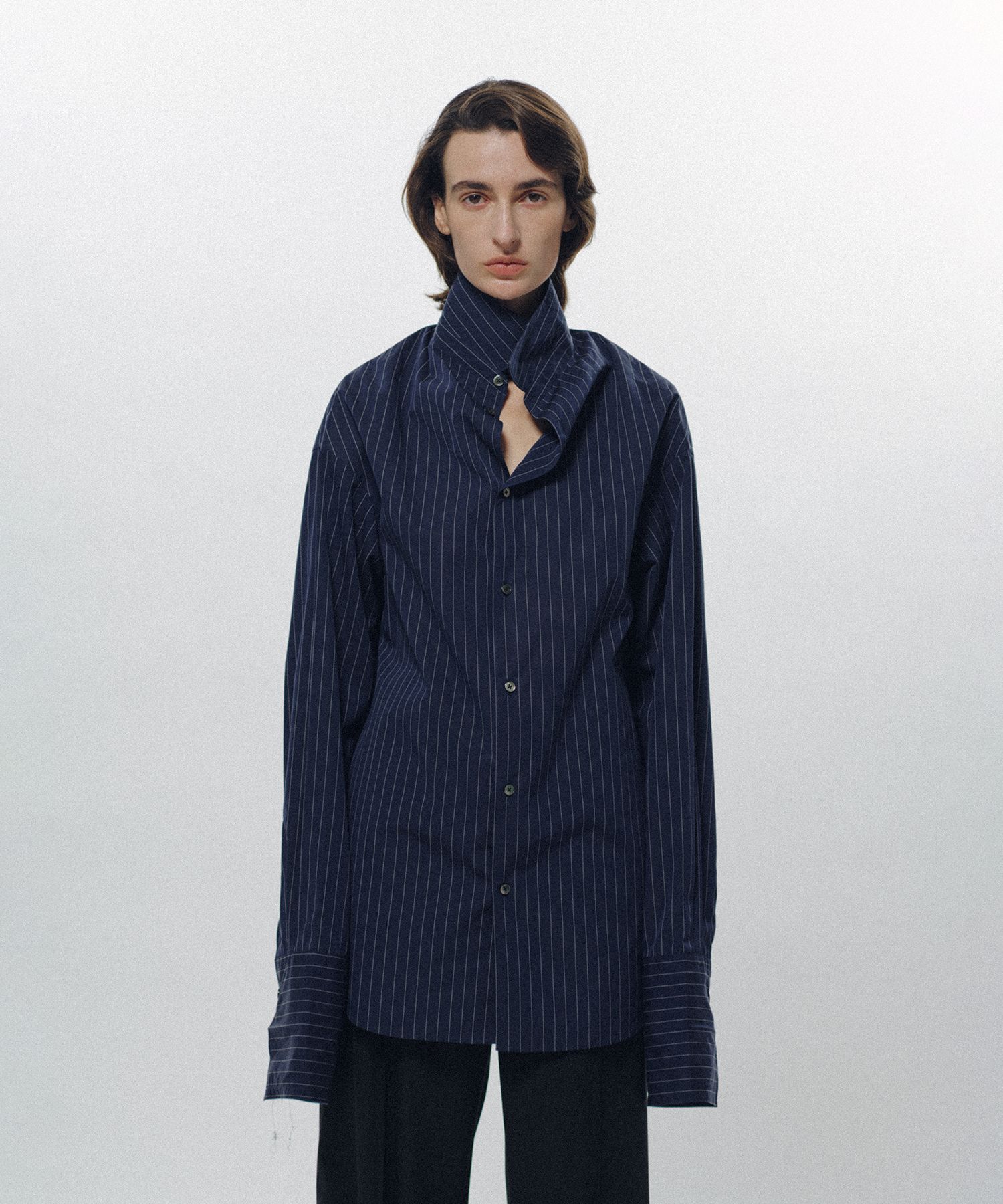 Delicate Upright Collar Shirt