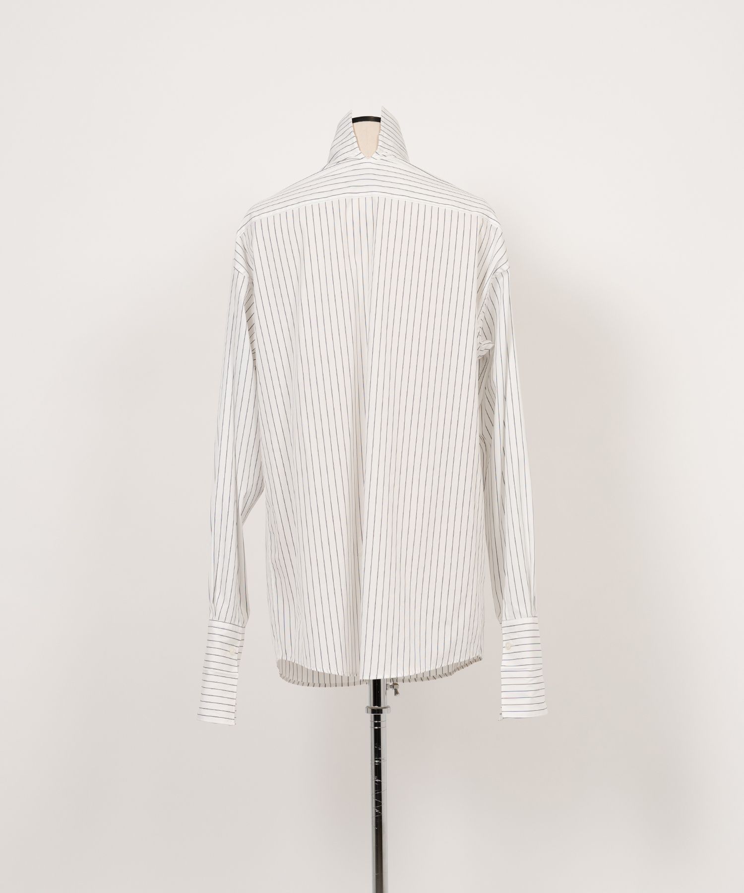 Delicate Upright Collar Shirt