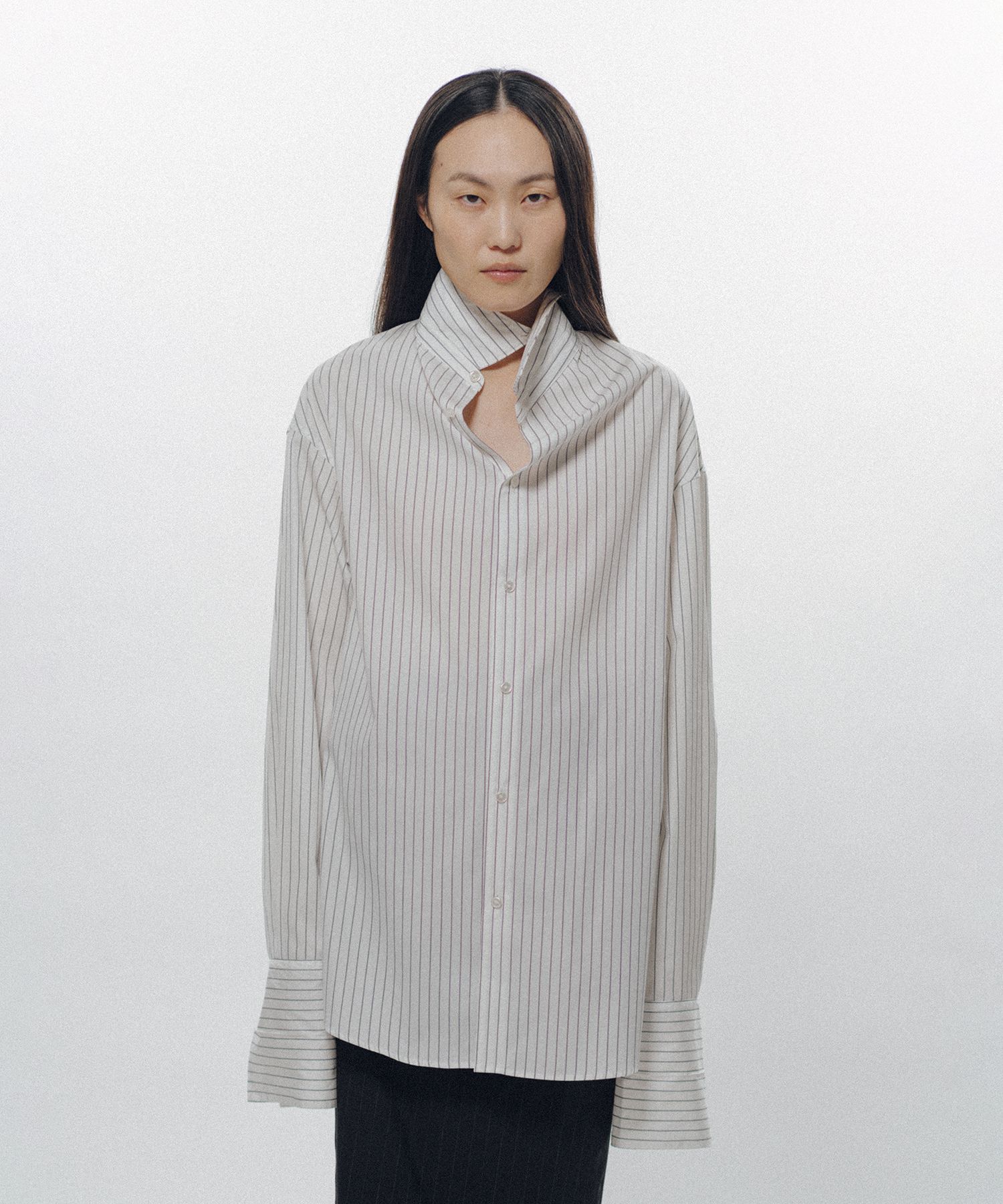 Delicate Upright Collar Shirt