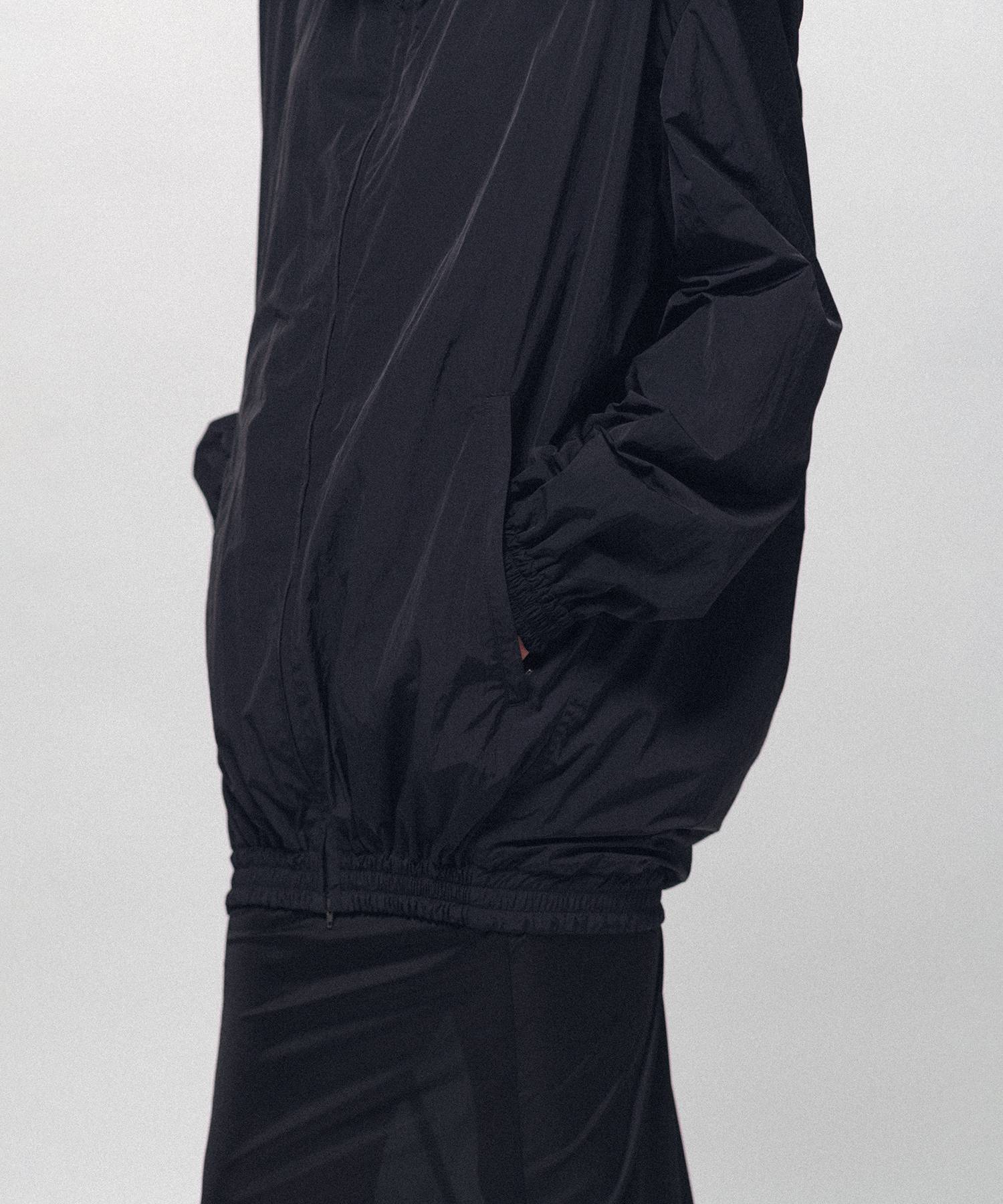 Cocoon-Shaped Nylon Jacket