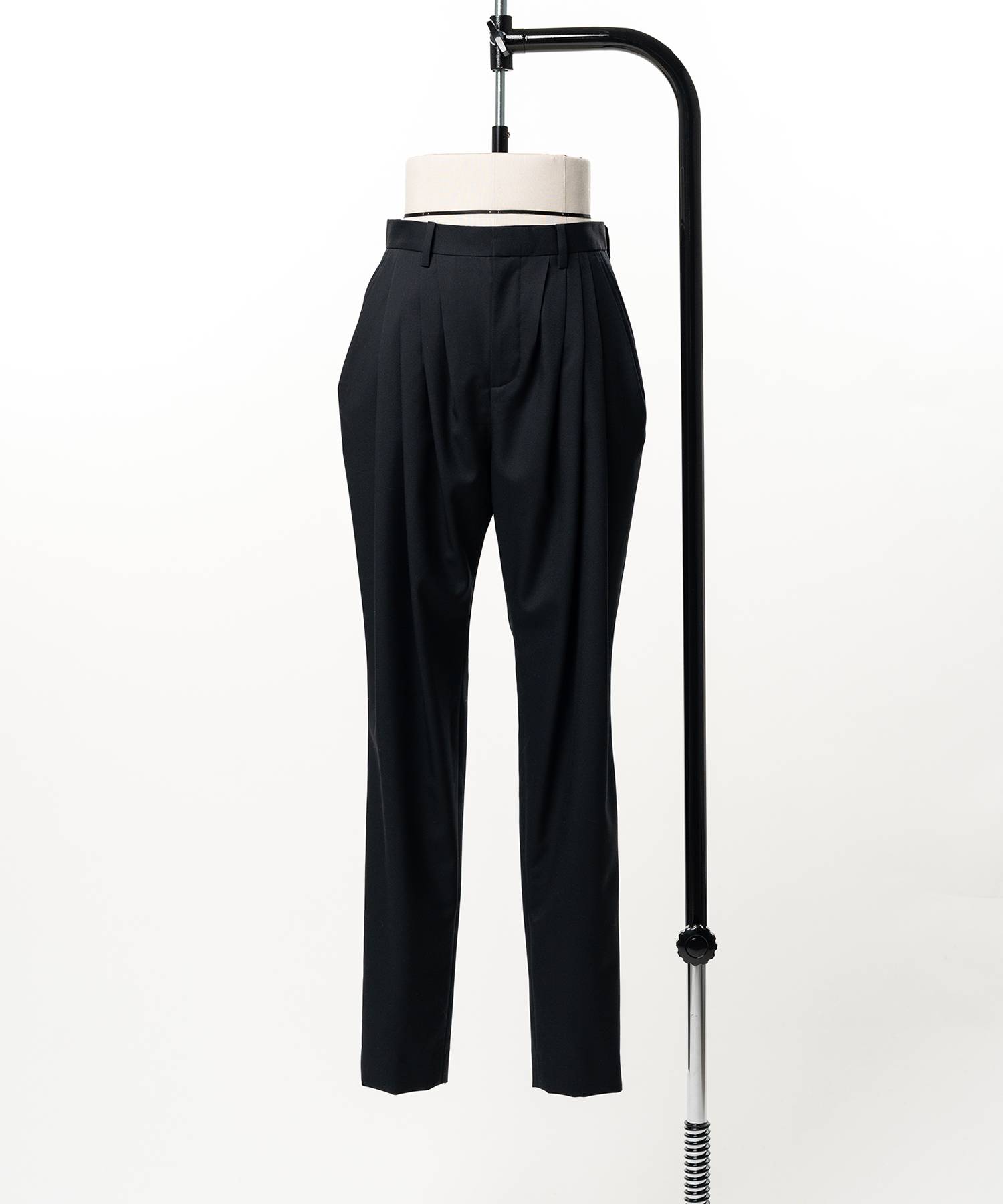 Pleated Tapered Trousers