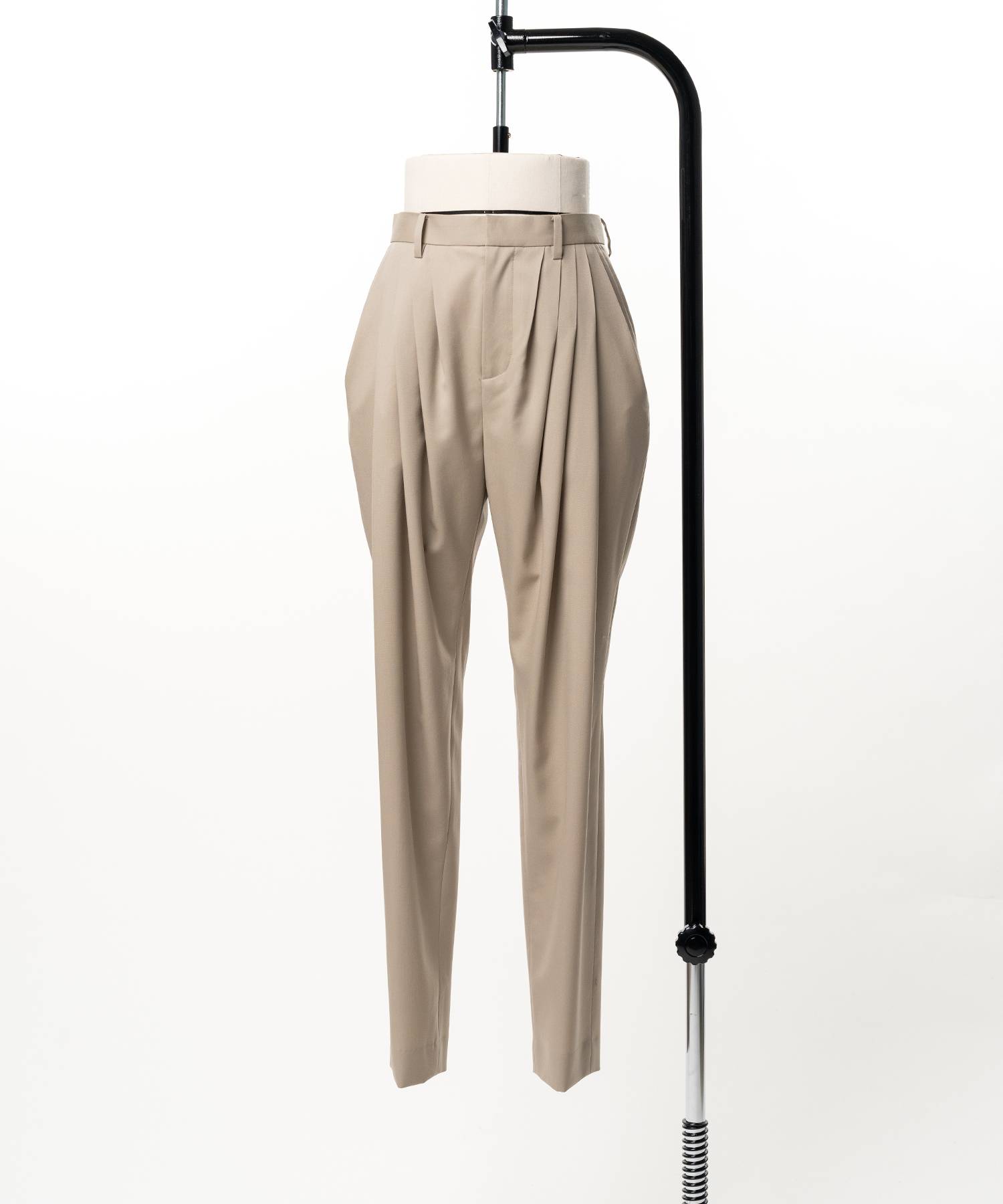 Pleated Tapered Trousers