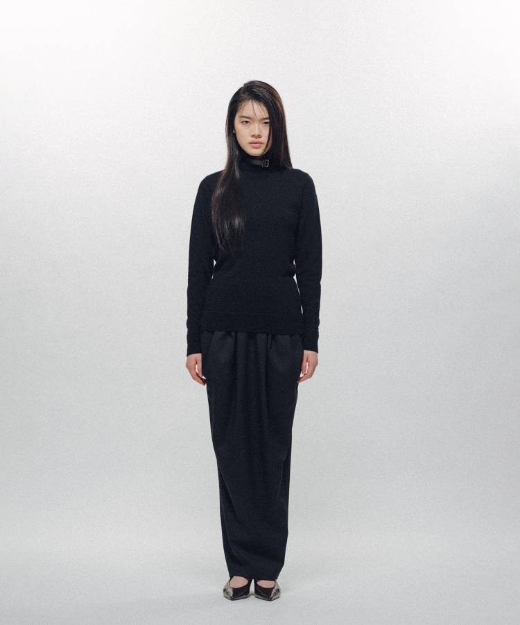 Barrel-Shaped Pencil Skirt
