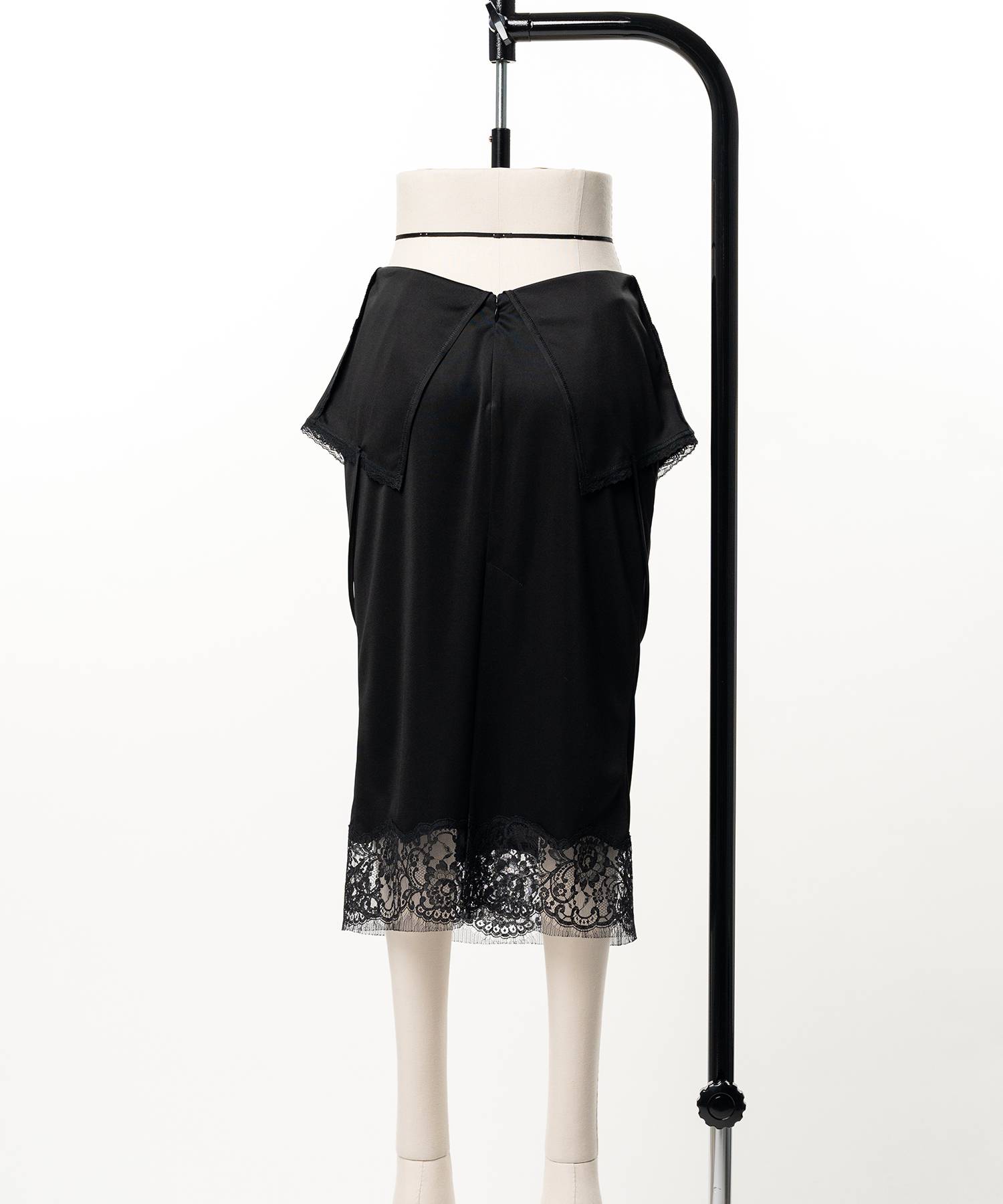 Drooping Slip Skirt
