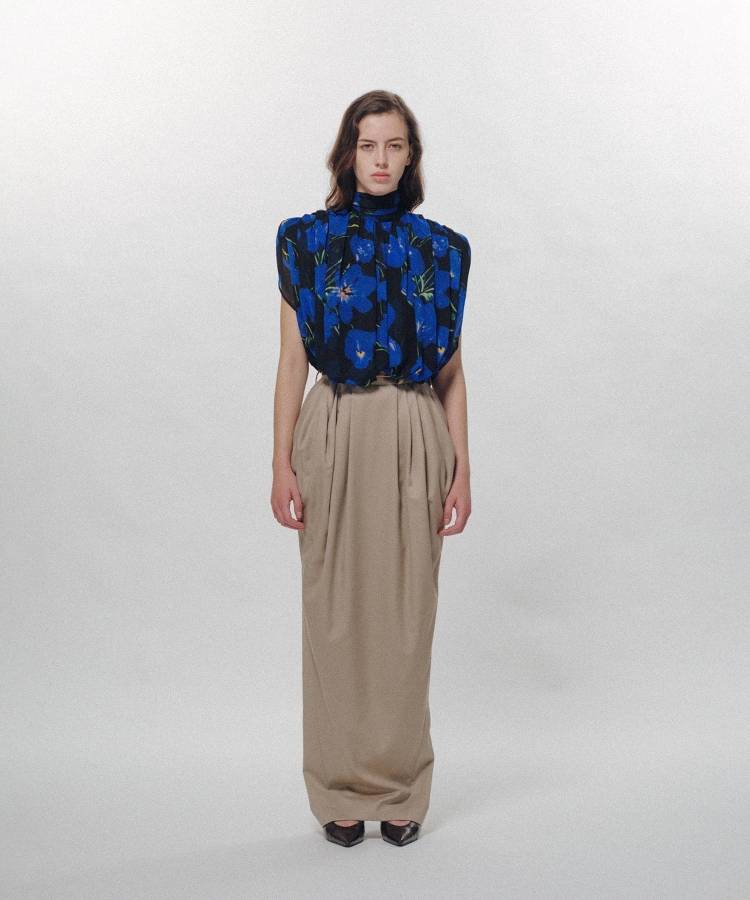 Balloon Hem Pleated Top