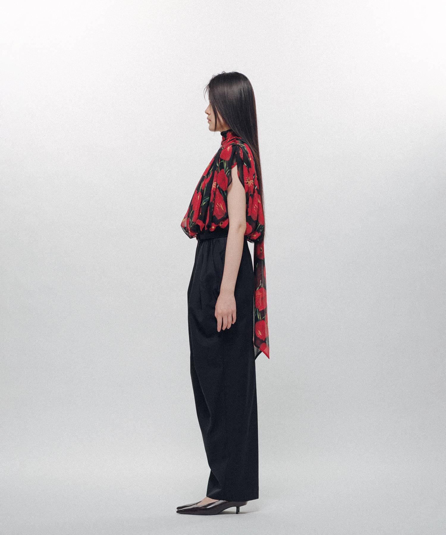 Balloon Hem Pleated Top
