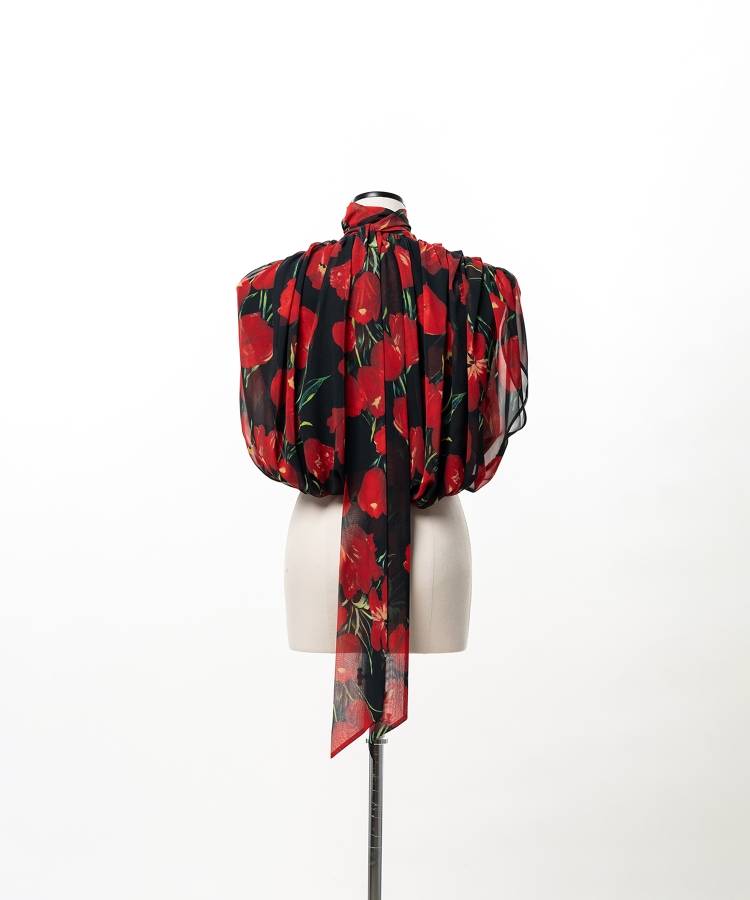 Balloon Hem Pleated Top