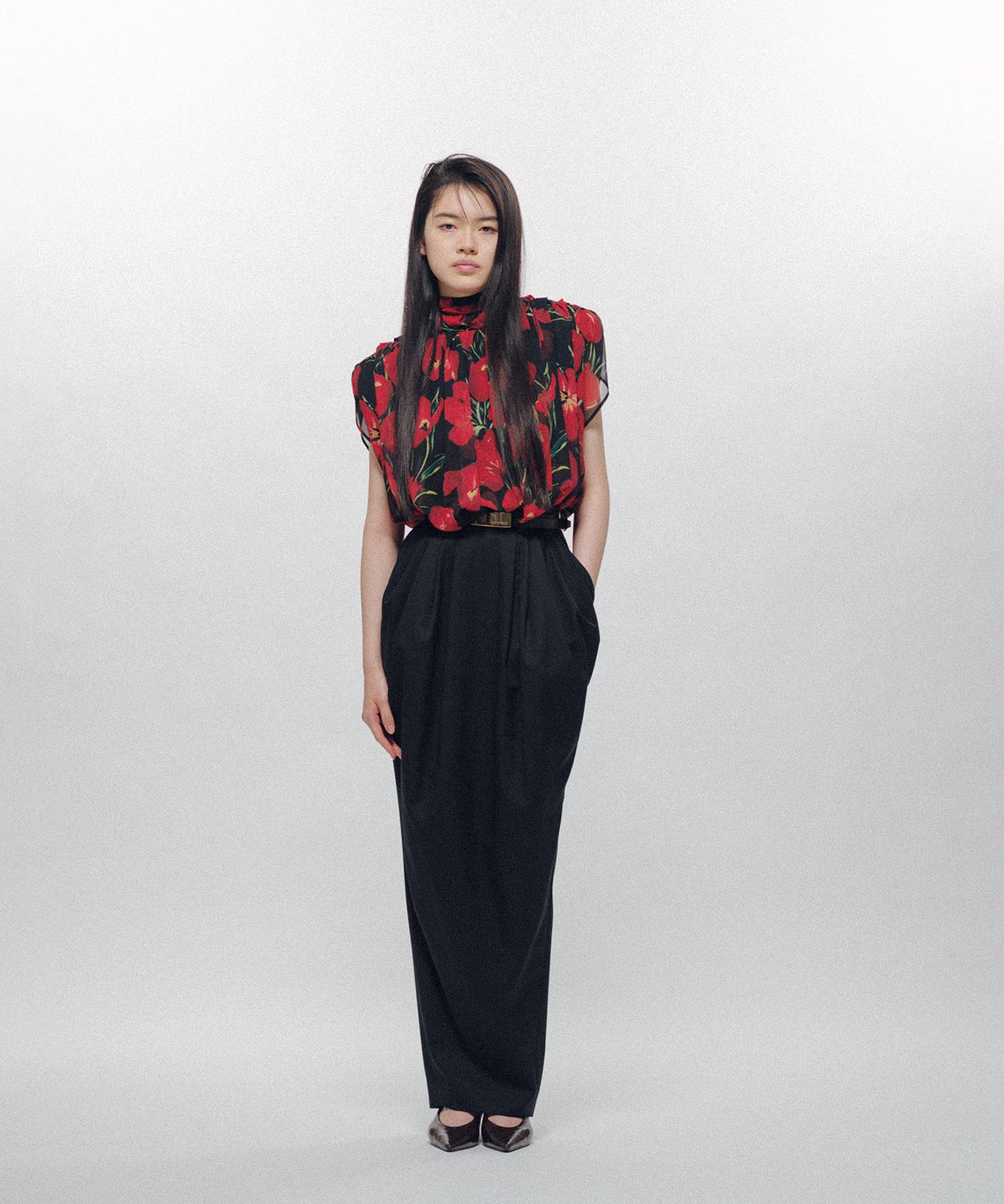 Balloon Hem Pleated Top