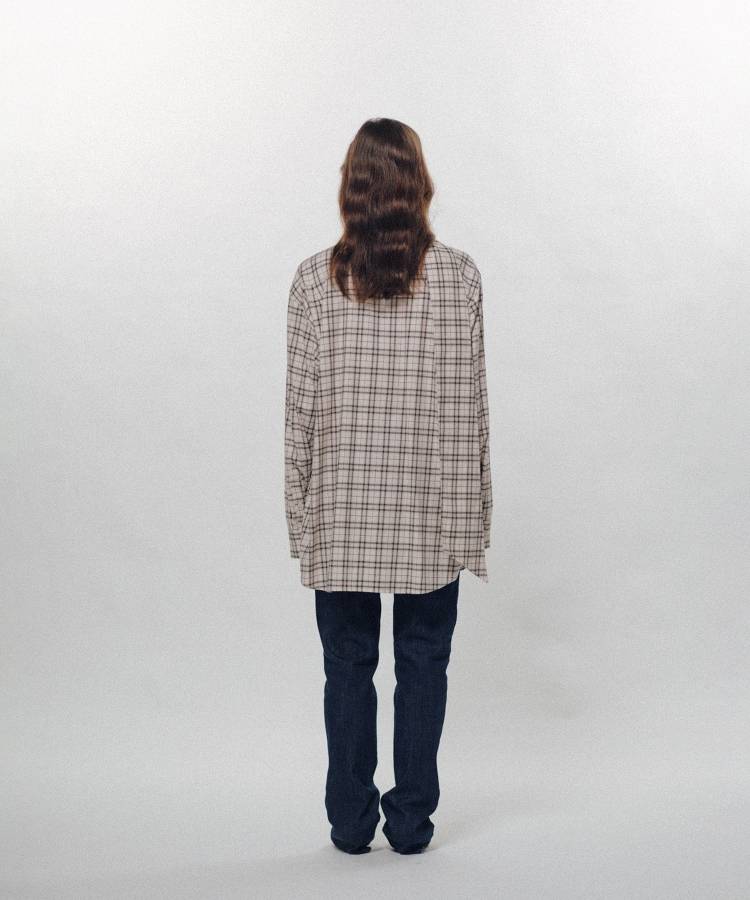 Check Long Collar Shirt
