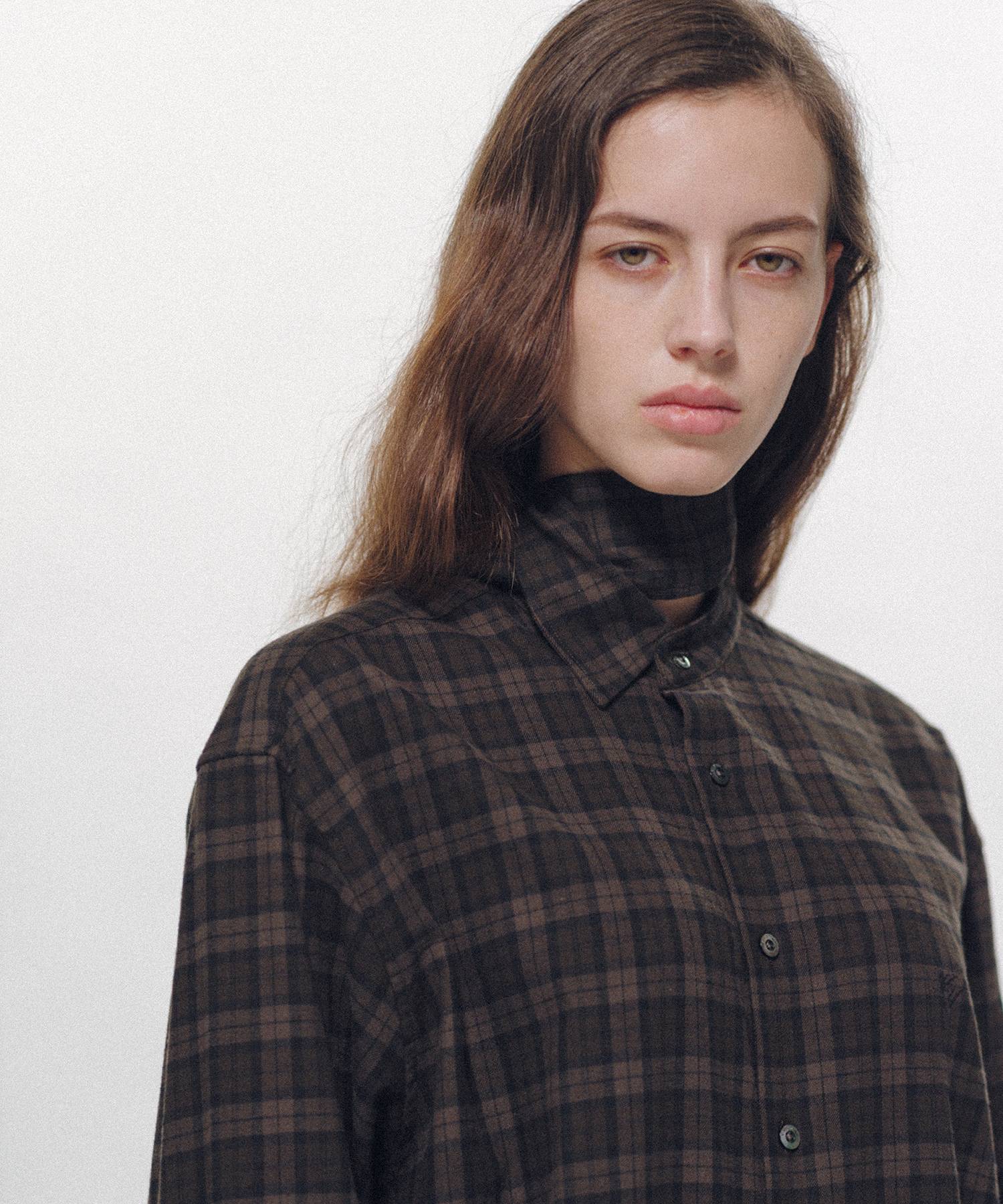 Check Long Collar Shirt