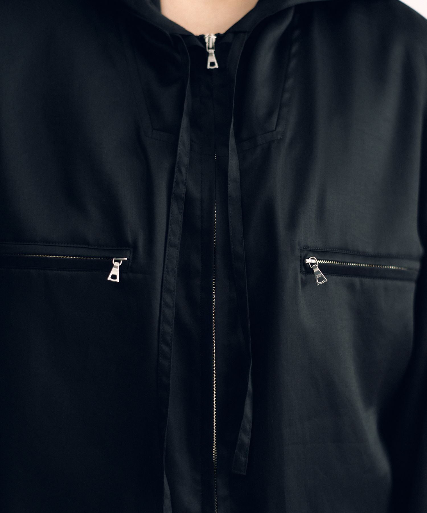 Light Hoodie (sleeveless lining)