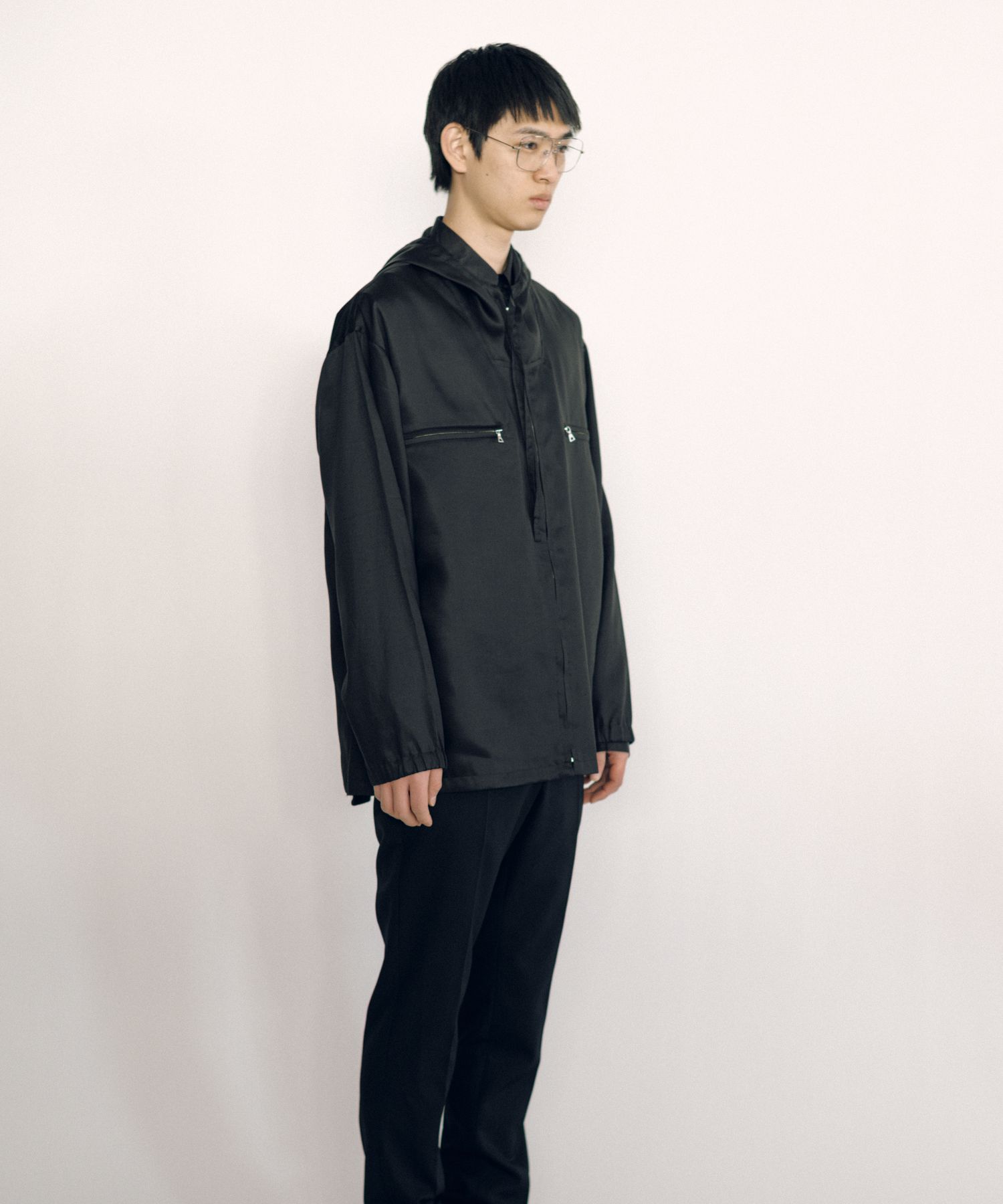 Light Hoodie (sleeveless lining)