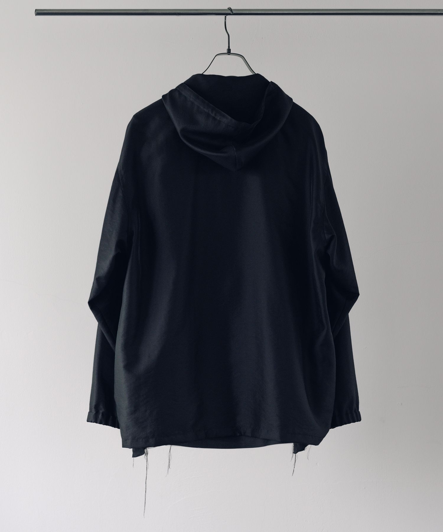 Light Hoodie (sleeveless lining)