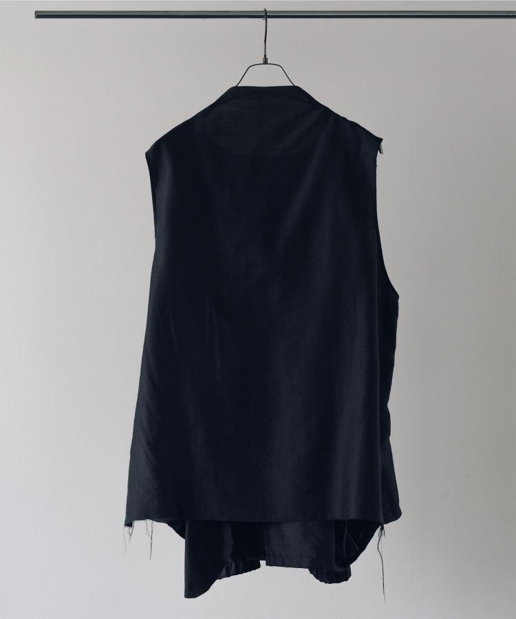 Light Hoodie (sleeveless lining)