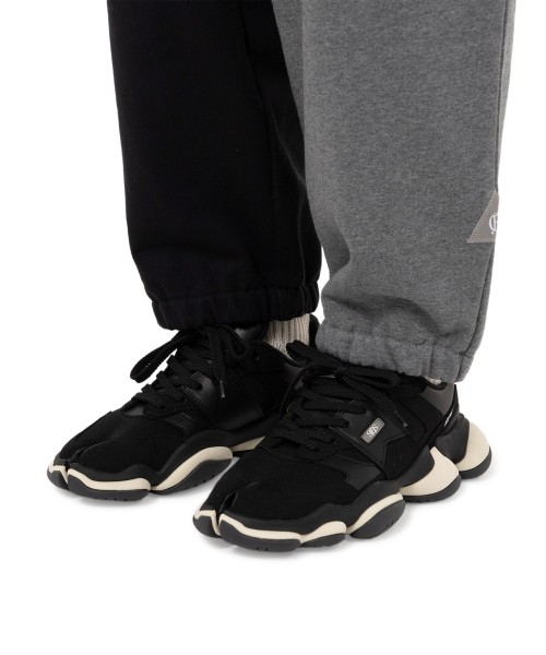 "KELLY" Tabi Sneaker