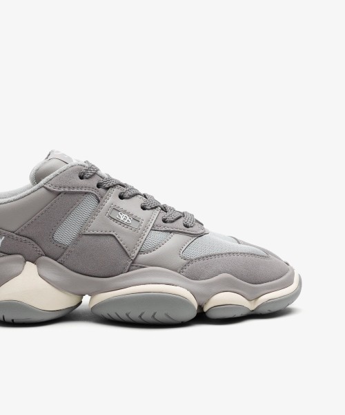 "KELLY" Tabi Sneaker