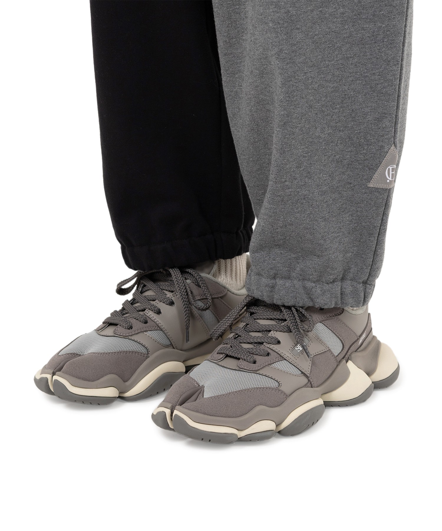 "KELLY" Tabi Sneaker