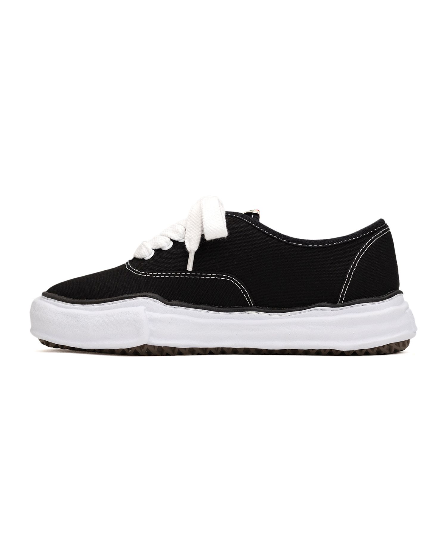 "BAKER" OG Sole Canvas Low-top Sneaker