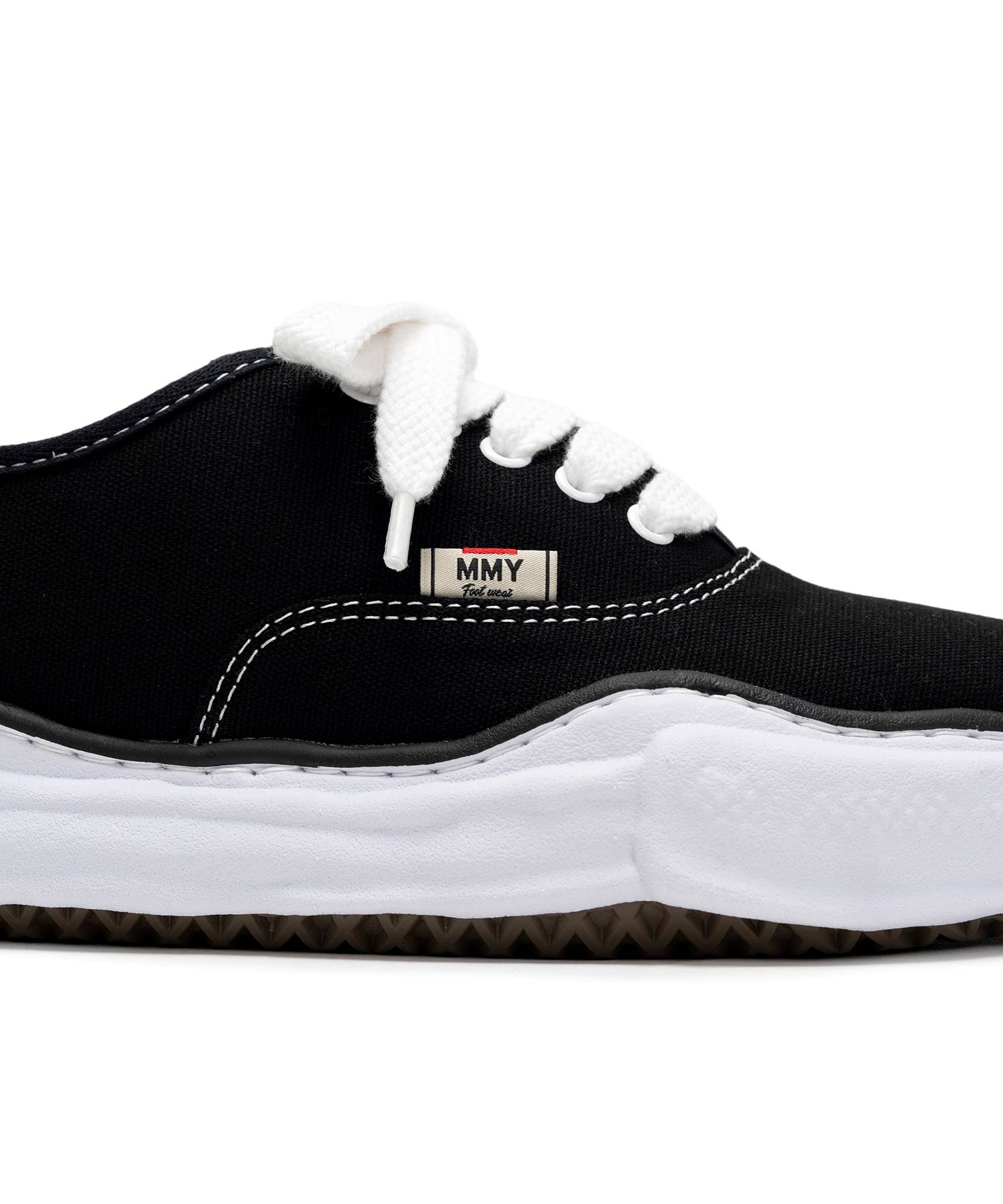 "BAKER" OG Sole Canvas Low-top Sneaker