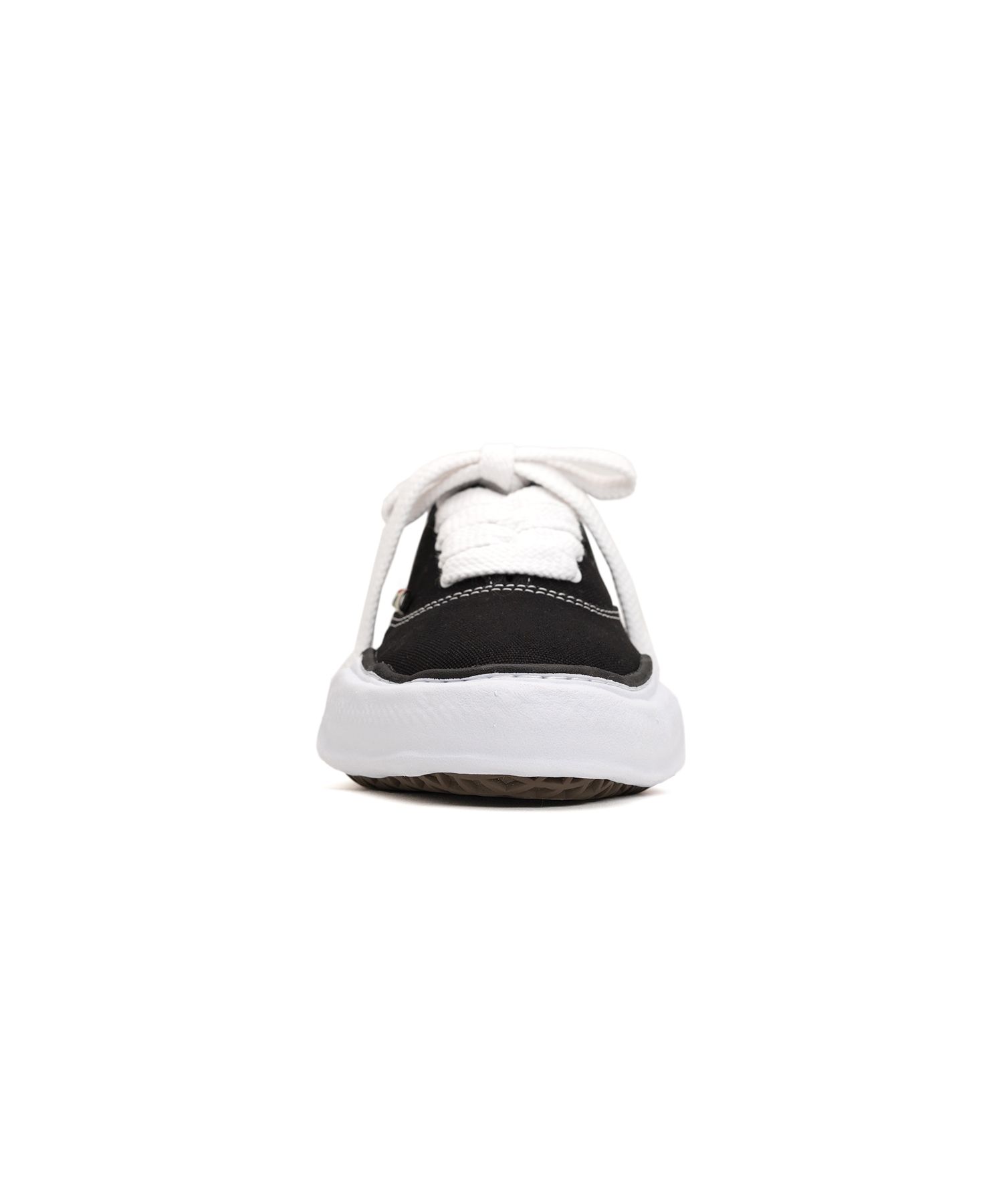 "BAKER" OG Sole Canvas Low-top Sneaker