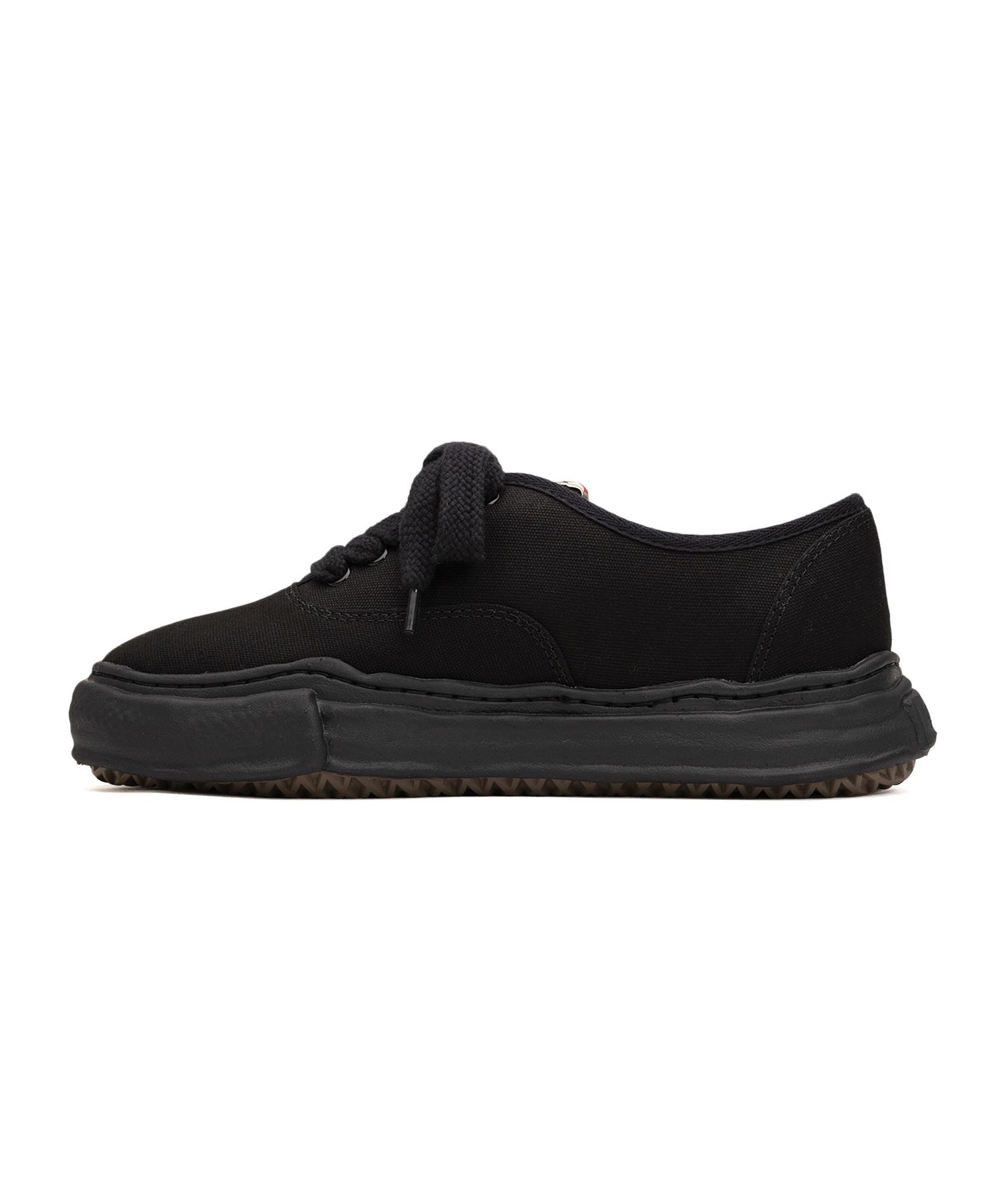 "BAKER" OG Sole Canvas Low-top Sneaker