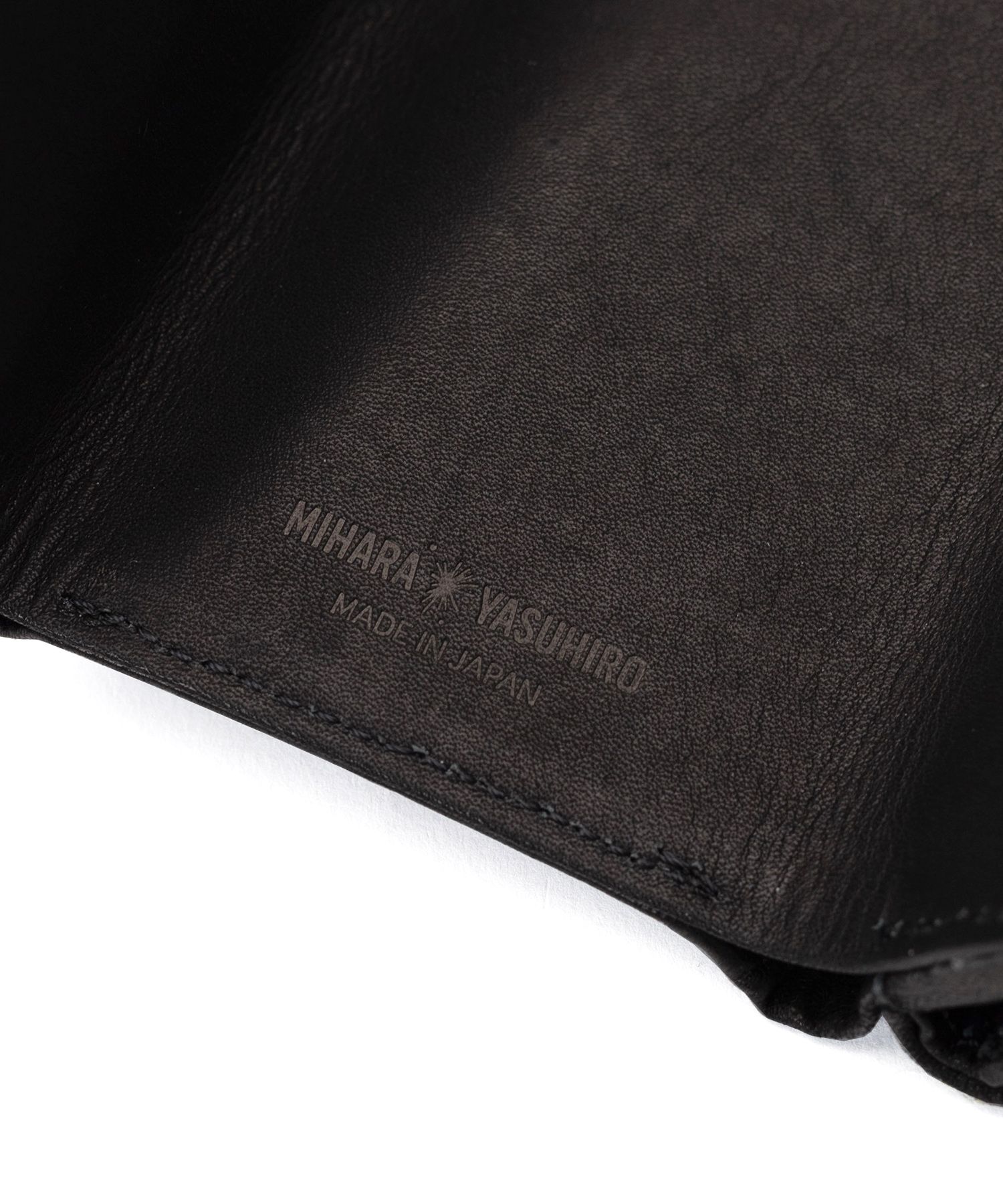 Invisible 3 Wallet Mini