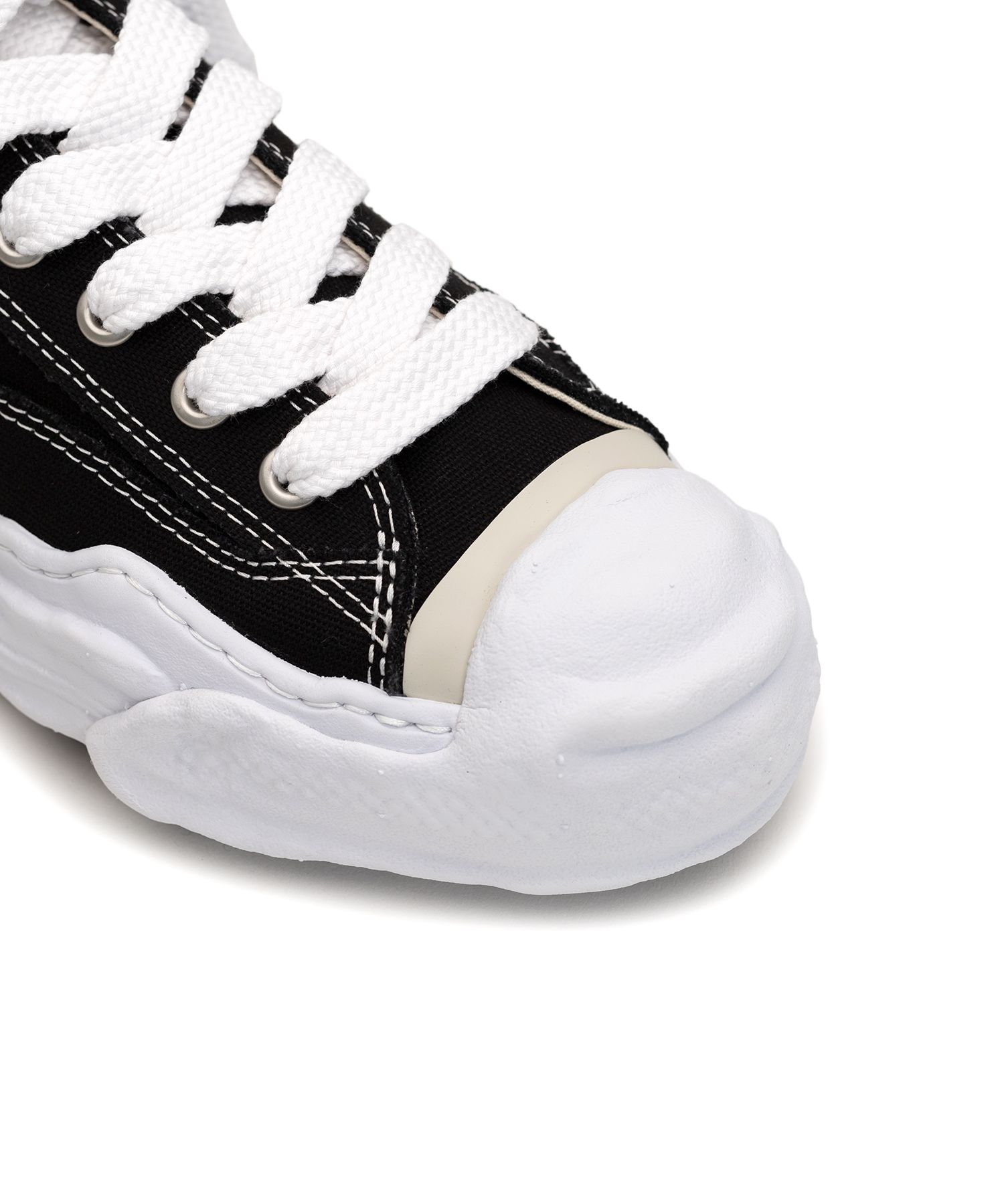 "HANK" OG Sole Canvas Low-top Sneaker