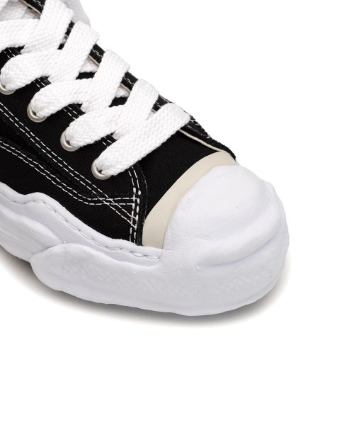 "HANK" OG Sole Canvas Low-top Sneaker