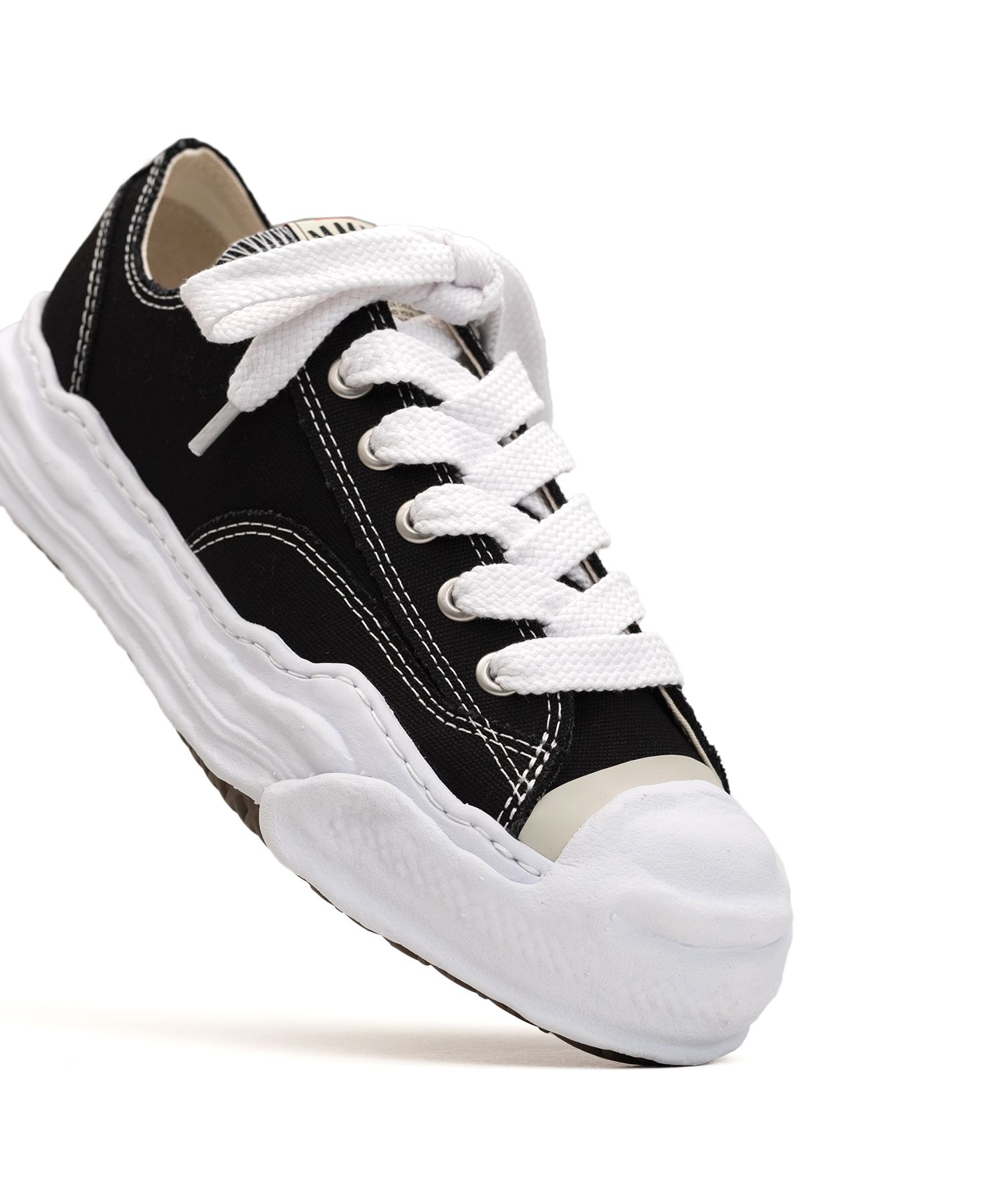 "HANK" OG Sole Canvas Low-top Sneaker