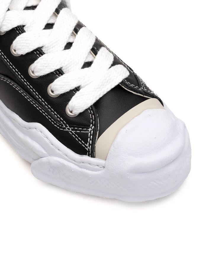 "HANK" OG Sole Leather Low-top Sneaker