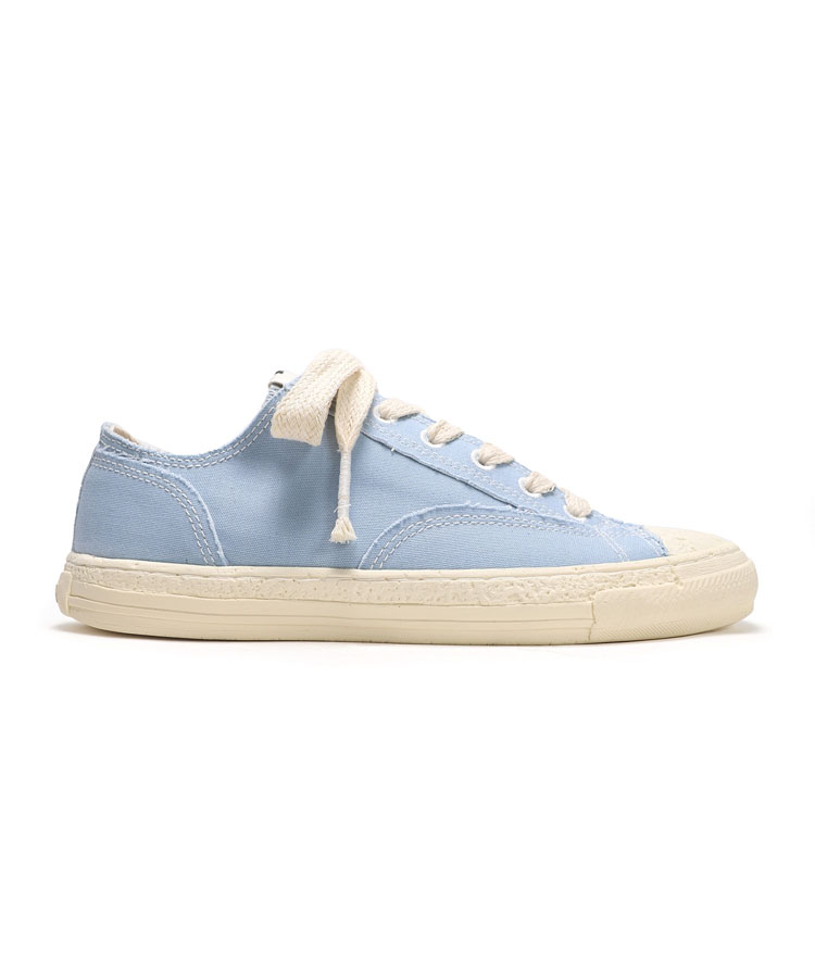 PAST Sole 6 - Hole Low-top Sneaker