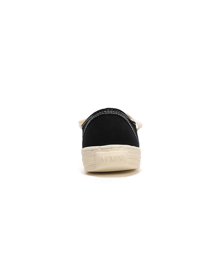 PAST Sole 5 - Hole Low-top Sneaker