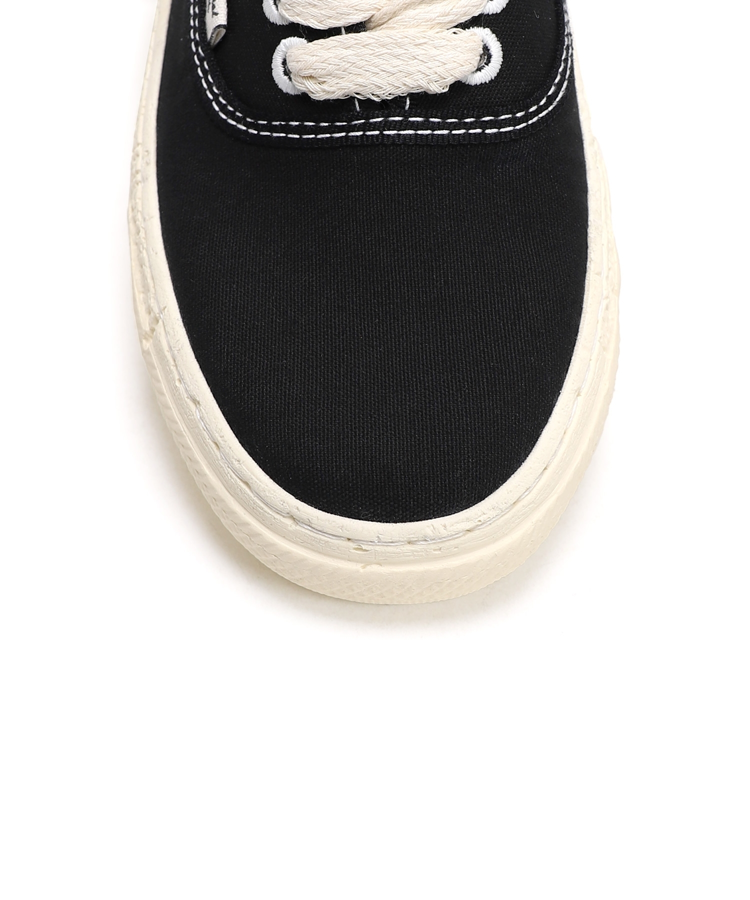 PAST Sole 5 - Hole Low-top Sneaker