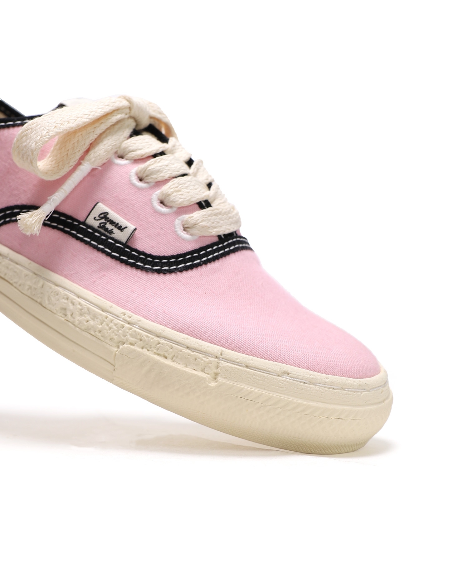 PAST Sole 5 - Hole Low-top Sneaker