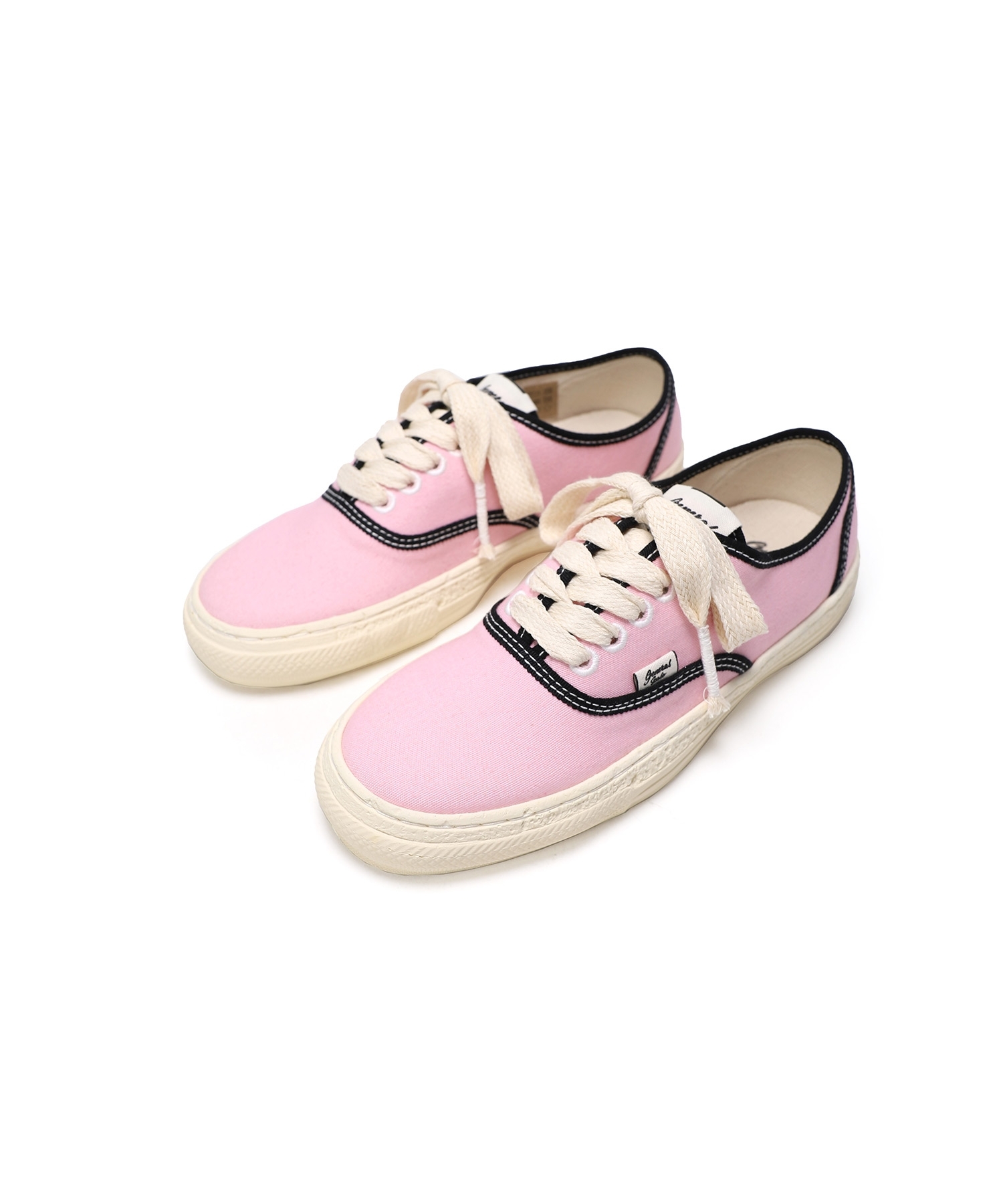 PAST Sole 5 - Hole Low-top Sneaker