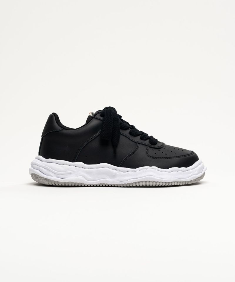 "WAYNE" OG Sole Leather Low-top Sneaker