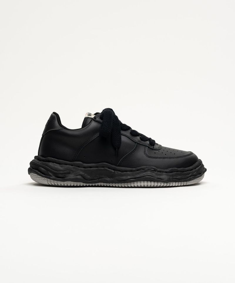 "WAYNE" OG Sole Leather Low-top Sneaker
